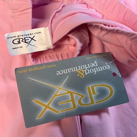 Girls Pink Crop Leggings. Yoga/Dance Pants NWT <3 - Picture 7 of 8